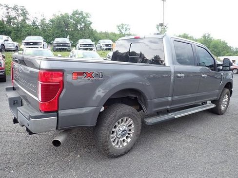 Certified 2022 Ford F250 XLT w/ XLT Premium Package AWD/4WD image 6