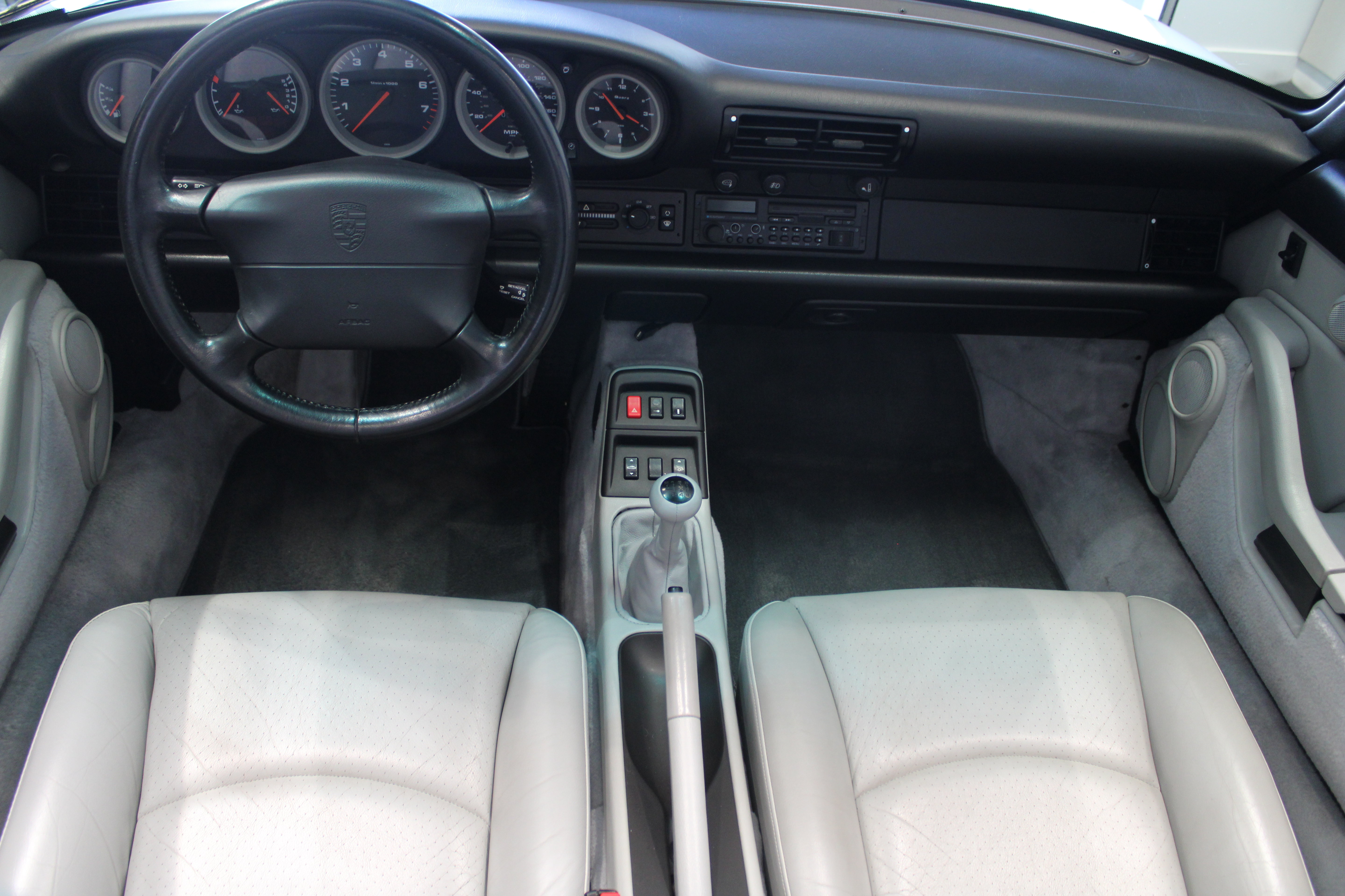Used 1996 Porsche 911 Carrera RWD image 11
