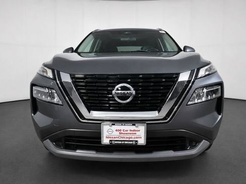 Used 2021 Nissan Rogue SV w/ Premium Package AWD/4WD image 2