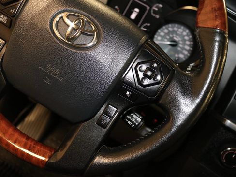 Used 2020 Toyota Sequoia Platinum image 34