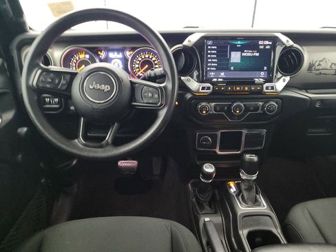 Used 2018 Jeep Wrangler Unlimited Sport AWD/4WD image 22