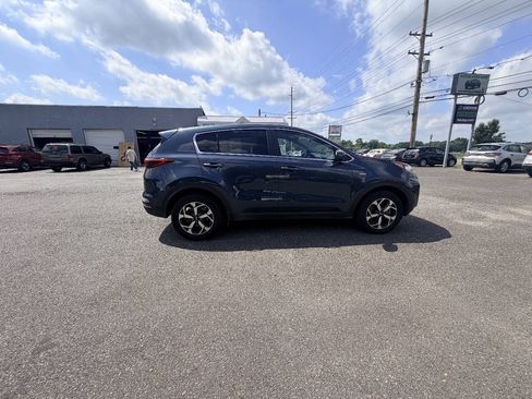 Used 2022 Kia Sportage LX AWD/4WD image 15