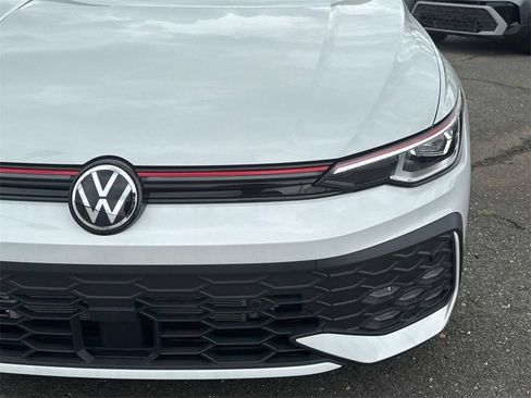 Used 2025 Volkswagen GTI SE FWD image 8