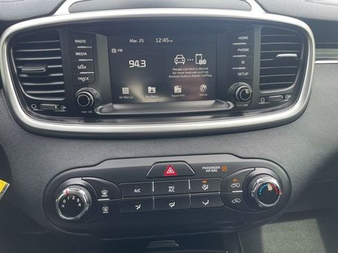 Used 2020 Kia Sorento L image 25