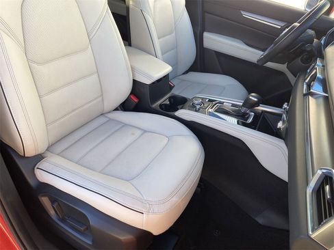 Used 2025 MAZDA CX-5 AWD 2.5 S w/ Premium Plus Pkg image 8