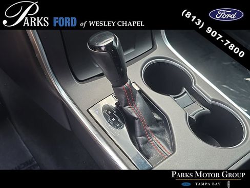 Used 2015 Toyota Camry SE FWD image 23