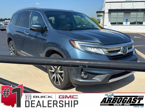 Used 2019 Honda Pilot Touring image 1