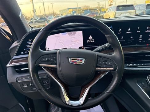 Certified 2021 Cadillac Escalade ESV Premium Luxury Platinum image 26