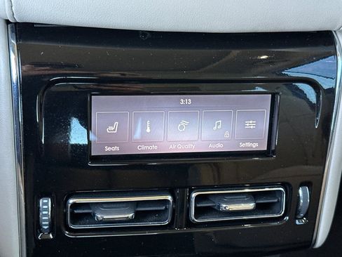 Used 2023 Lincoln Aviator Reserve w/ Equipment Group 201A RWD image 15
