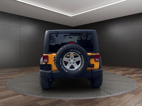 Used 2012 Jeep Wrangler Unlimited Rubicon AWD/4WD image 7