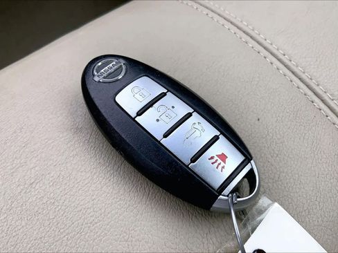 Used 2009 Nissan Murano SL w/ Technology Pkg FWD image 14