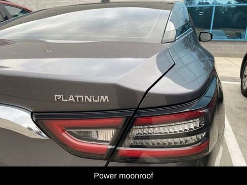 Used 2022 Nissan Maxima Platinum w/ Sport Mat Group image 9