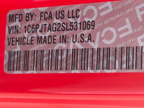 Certified 2025 Jeep Gladiator Sport image 37