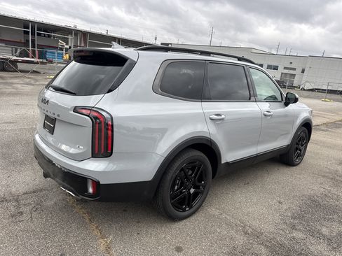Certified 2025 Kia Telluride SX Prestige X-Line image 7