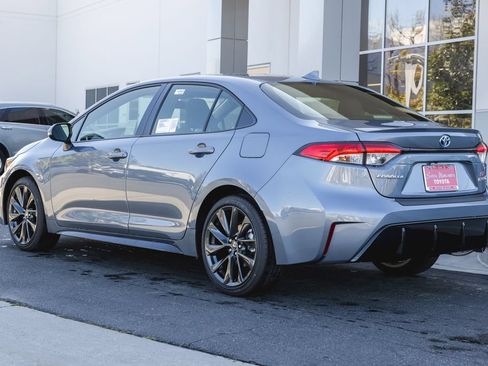 New 2026 Toyota Corolla SE FWD image 6