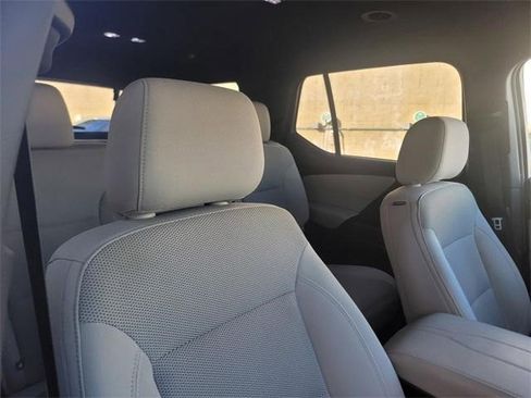 Certified 2023 Chevrolet Traverse LS image 19