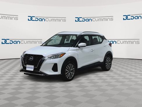 Used 2024 Nissan Kicks SV FWD image 5