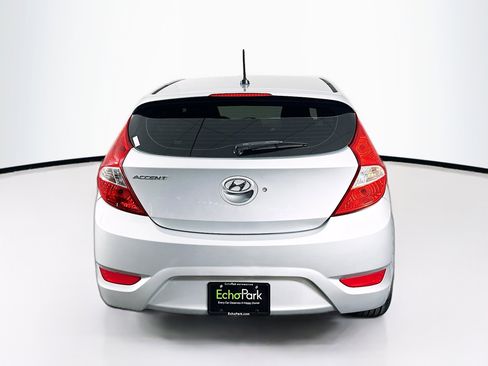 Used 2014 Hyundai Accent SE FWD image 7