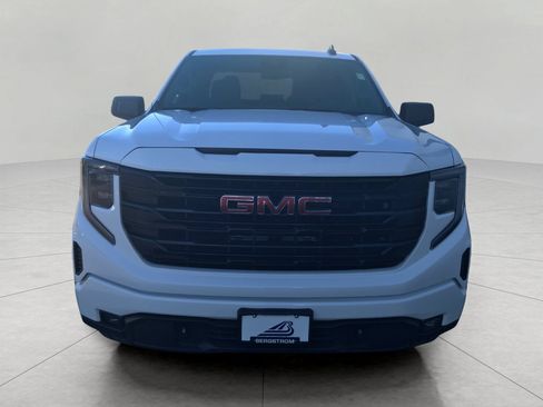 Used 2024 GMC Sierra 1500 Elevation image 12