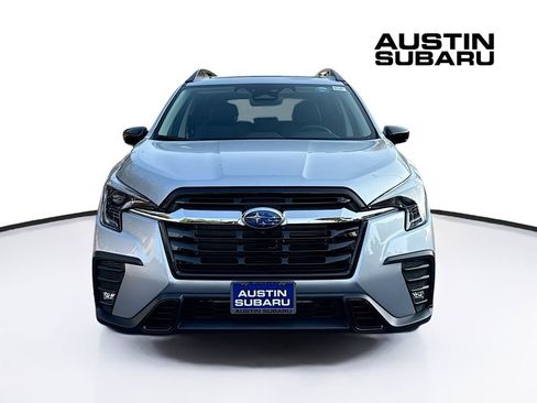 New 2025 Subaru Ascent Limited image 3