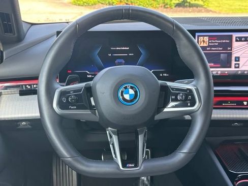 Certified 2026 BMW i5 eDrive40 w/ Executive Package AWD/4WD image 22