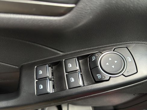 New 2025 Ford Escape SE w/ Class II Trailer Tow Package image 16