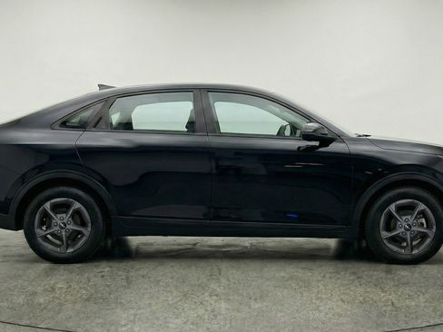 Used 2025 Kia K4 FWD image 11