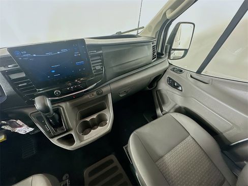 Used 2023 Ford Transit 350 XLT image 11