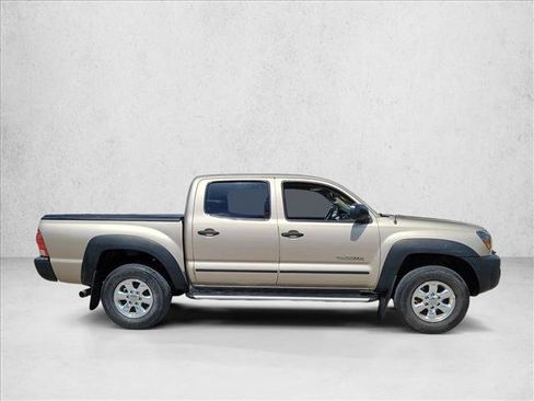 Used 2006 Toyota Tacoma PreRunner RWD image 4
