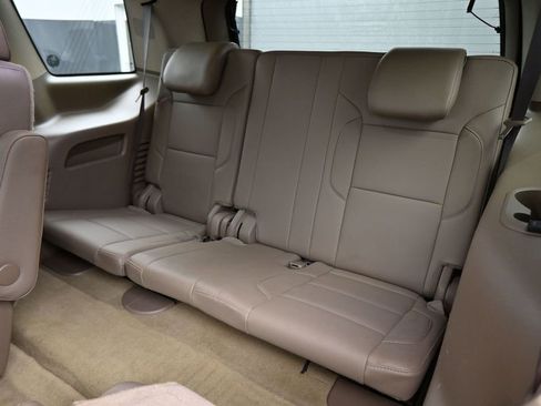 Used 2017 Chevrolet Tahoe Premier RWD image 18