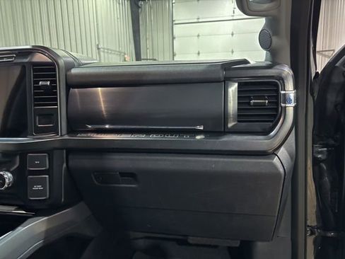 Used 2024 Ford F250 Lariat image 29