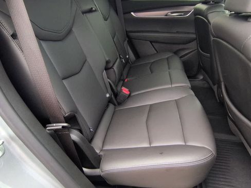 Used 2025 Cadillac XT5 Luxury w/ LPO, Floor Liner Package AWD/4WD image 20