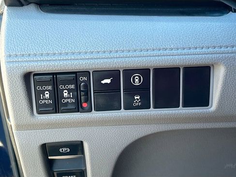 Used 2022 Honda Odyssey EX-L image 10