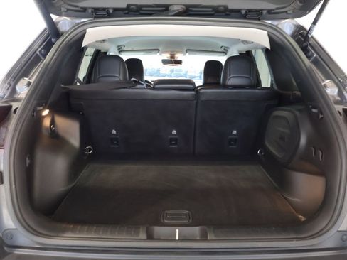 Used 2020 Jeep Cherokee Limited image 28