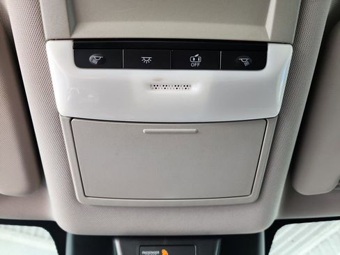 Used 2021 Nissan Rogue S image 32