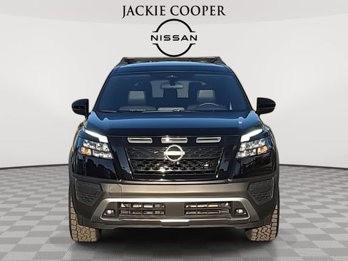 Used 2025 Nissan Pathfinder Rock Creek image 2
