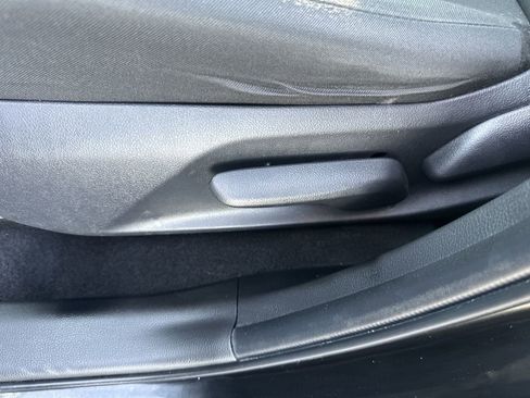 Used 2023 Toyota RAV4 LE image 12