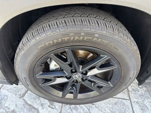 Used 2025 Toyota Grand Highlander AWD Hybrid image 2