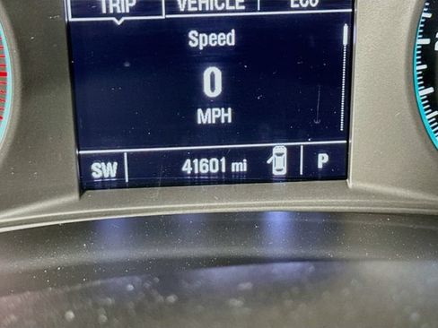 Used 2025 Chevrolet Malibu LT FWD image 13