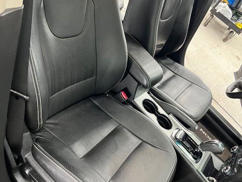 Used 2010 Ford Fusion Sport image 14