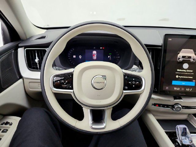 New 2026 Volvo XC60 T8 Ultra w/ Protection Package Premier AWD/4WD image 25