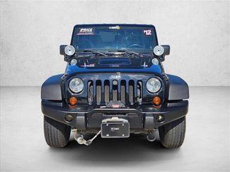 Used 2012 Jeep Wrangler Rubicon video 2
