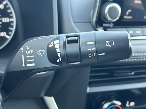 New 2026 Nissan Rogue SV AWD/4WD image 30