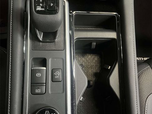 Certified 2025 Nissan Pathfinder SL w/ Cargo Package image 15