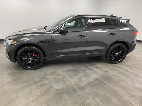 Used 2019 Jaguar F-PACE S image 3