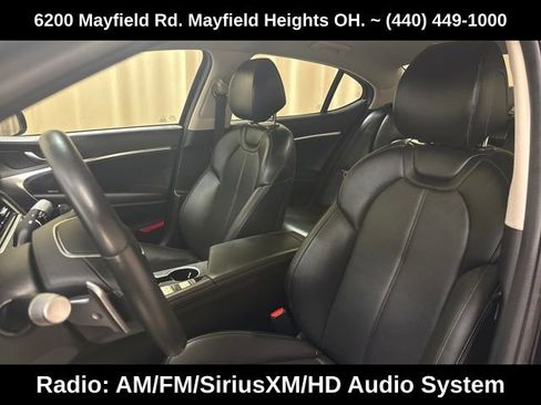 Used 2025 Genesis G70 2.5T image 11