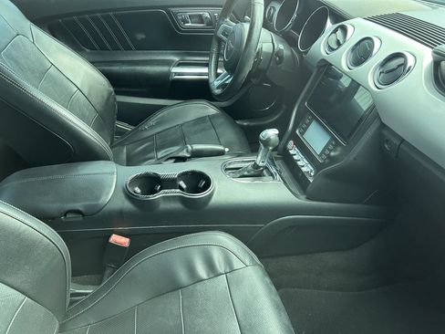 Used 2017 Ford Mustang Premium RWD image 6