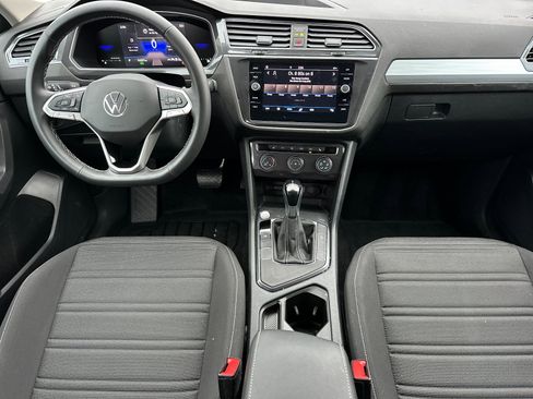 Used 2024 Volkswagen Tiguan S image 13