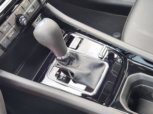 New 2026 Jeep Compass Latitude AWD/4WD image 19