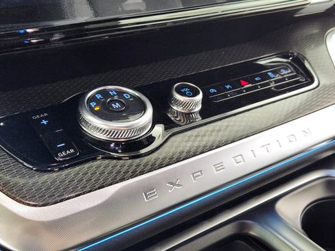 New 2026 Ford Expedition Max Platinum w/ Stealth Appearance Package image 24